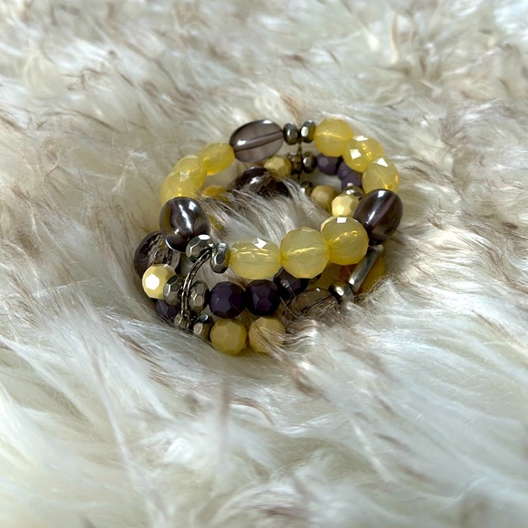 Bracelet - Picture 1 of 2